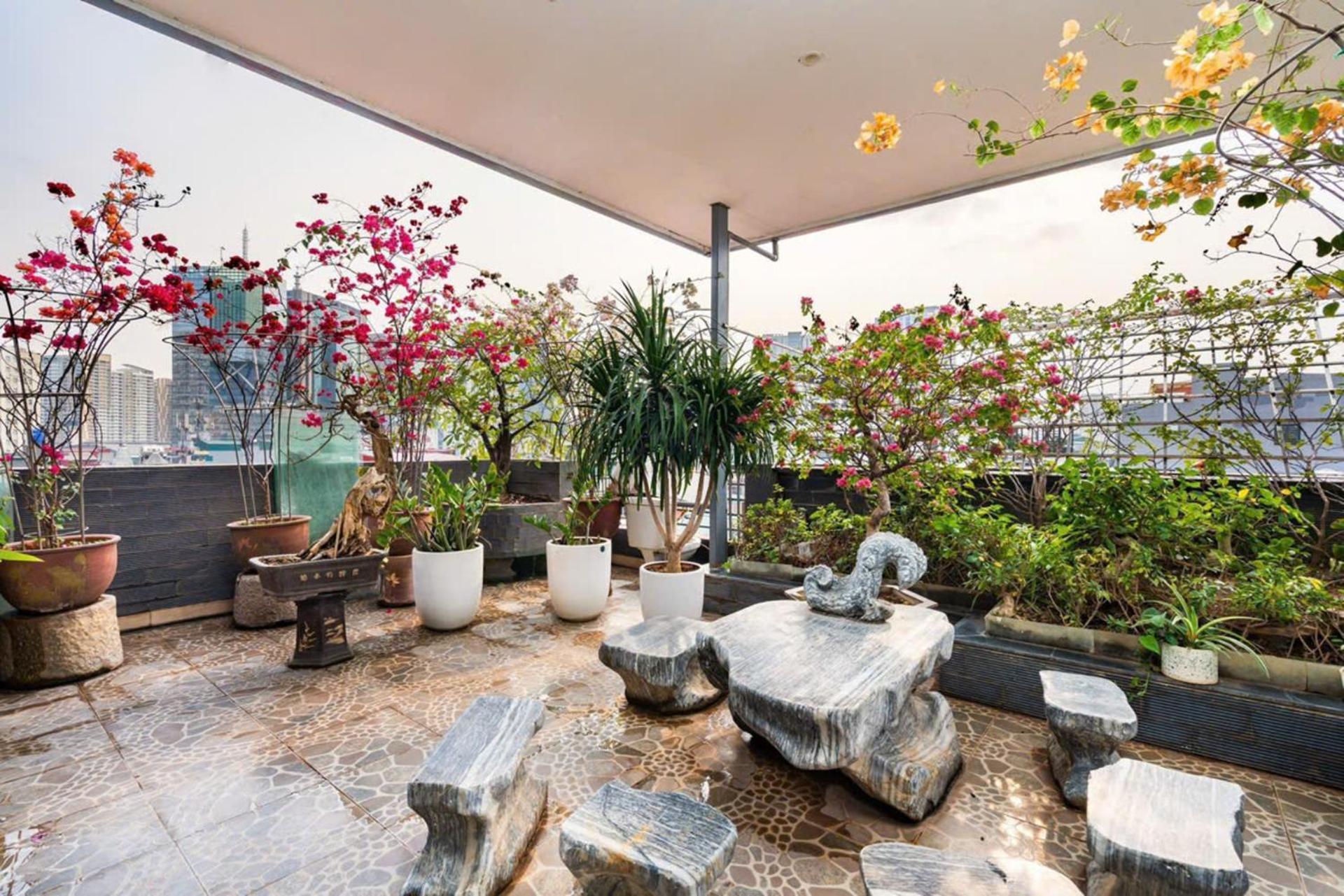 Khách sạn hẻo lánh Kieu Anh Ha Noi 4*